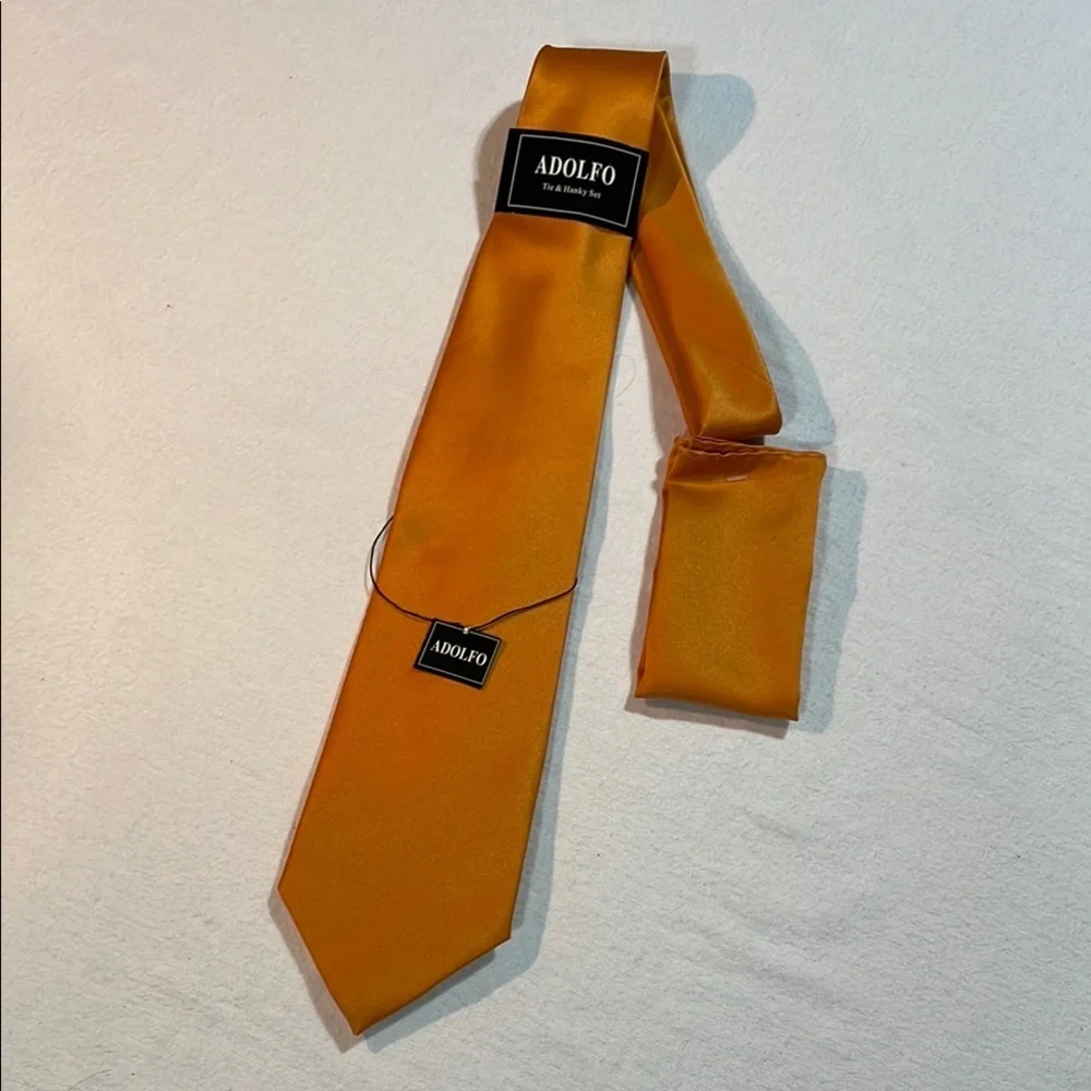 Adolfo Gold Satin Necktie NWT with handkerchief